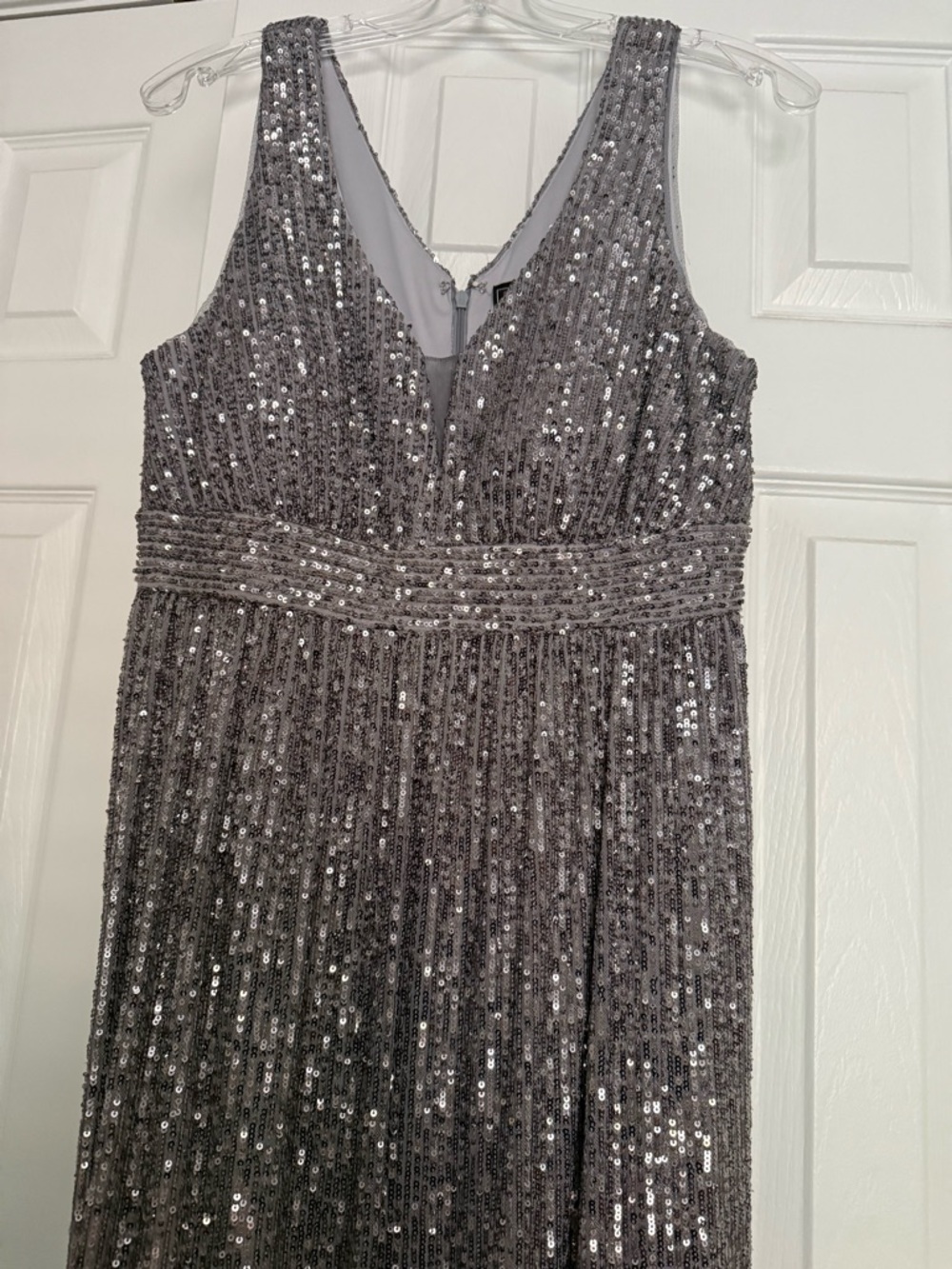 Nightway Silver Sequin Party Dress